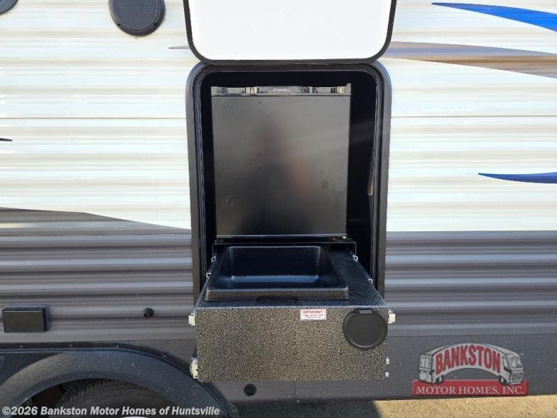 Used 2018 Palomino Puma 255-RKS available in Huntsville, Alabama