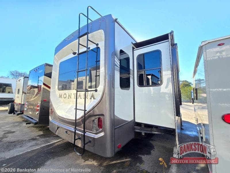 Used 2020 Keystone Montana 3121RL available in Huntsville, Alabama