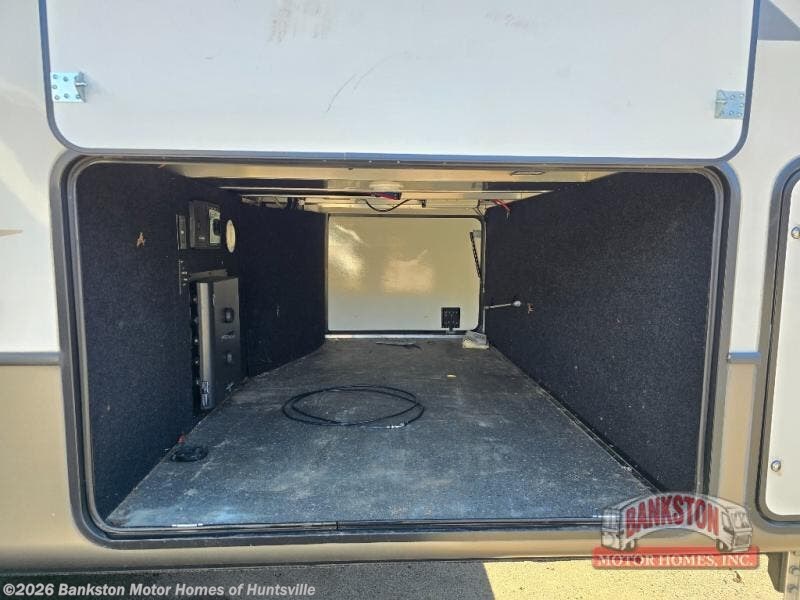 2020 Montana 3121RL by Keystone from Bankston Motor Homes of Huntsville in Huntsville, Alabama