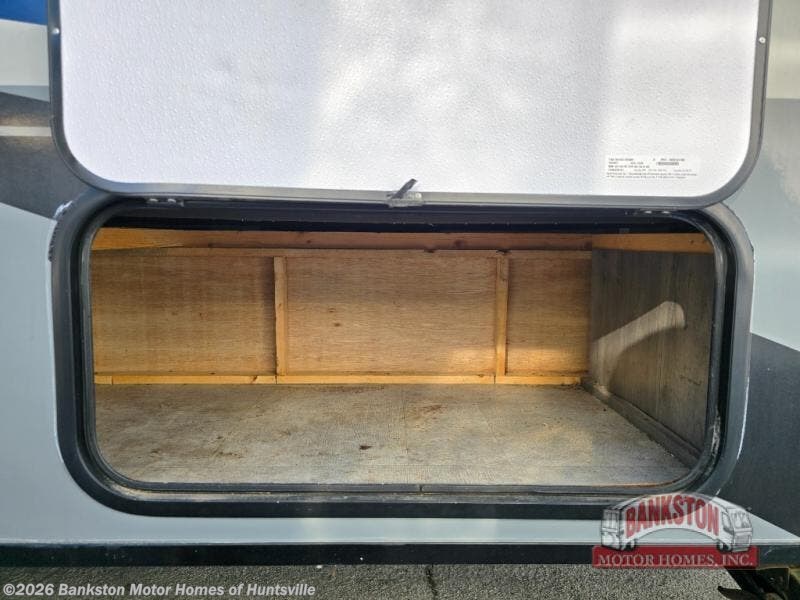 2019 Apex Nano 15X by Coachmen from Bankston Motor Homes of Huntsville in Huntsville, Alabama