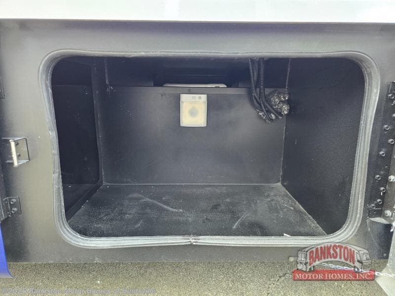 New 2026 Tiffin Wayfarer 25 RW available in Huntsville, Alabama