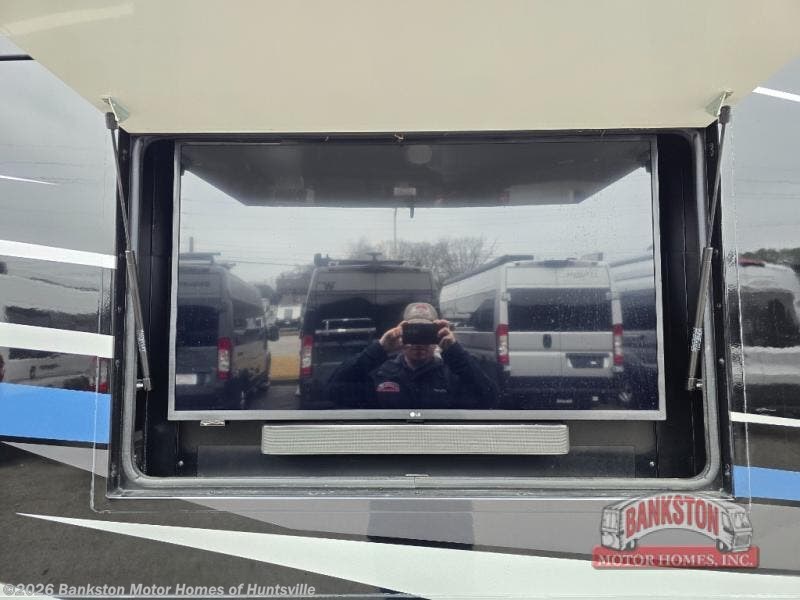 2022 Phaeton 37 BH by Tiffin from Bankston Motor Homes of Huntsville in Huntsville, Alabama