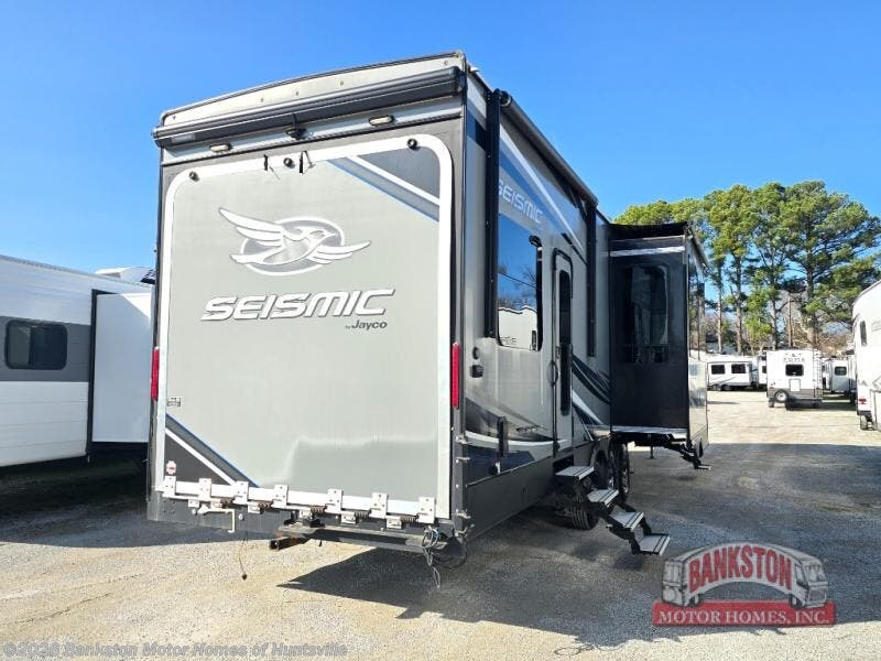 Used 2018 Jayco Seismic 4114 available in Huntsville, Alabama