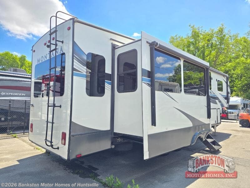 Used 2021 Keystone Montana 3230CK available in Huntsville, Alabama