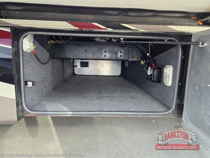 2013 Allegro Red 33 AA by Tiffin from Bankston Motor Homes of Huntsville in Huntsville, Alabama
