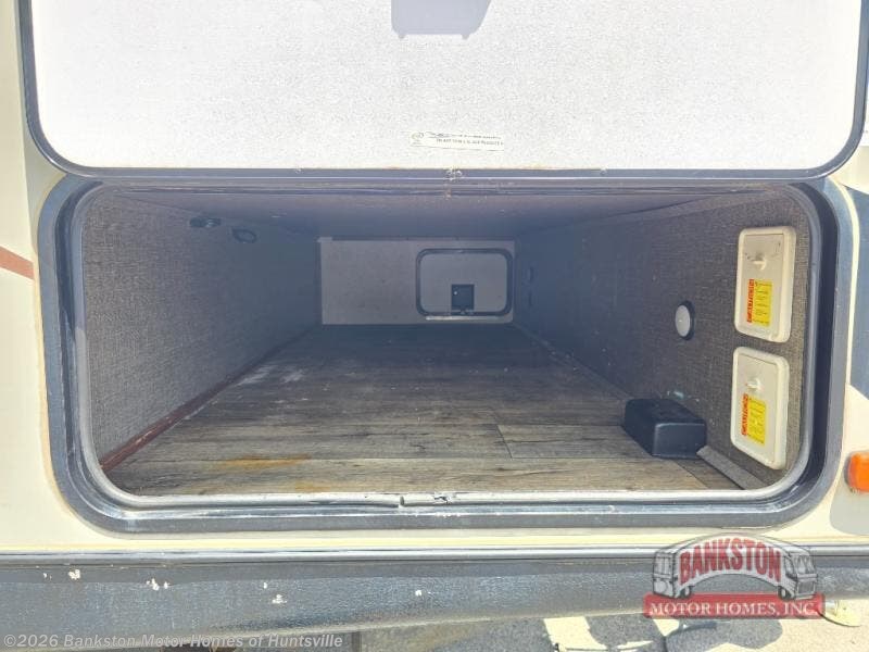 2017 Wilderness 3125BH by Heartland from Bankston Motor Homes of Huntsville in Huntsville, Alabama