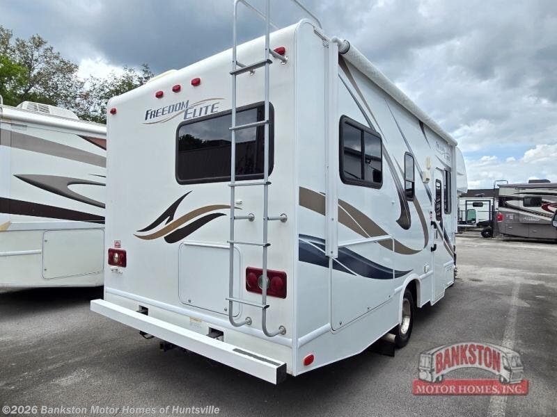 Used 2014 Thor Motor Coach Freedom Elite 23U available in Huntsville, Alabama
