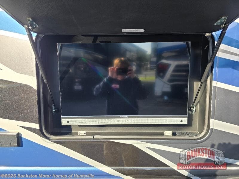 2025 Magnitude AX29 by Thor Motor Coach from Bankston Motor Homes of Huntsville in Huntsville, Alabama