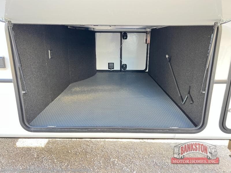 2025 Montana 3781RL by Keystone from Bankston Motor Homes of Huntsville in Huntsville, Alabama