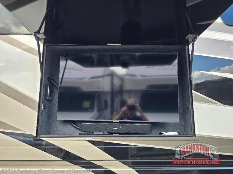 Used 2021 Newmar Ventana 4037 available in Huntsville, Alabama