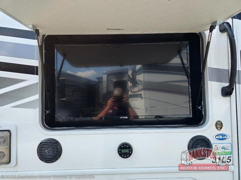 2024 Georgetown 5 Series 31L5 by Forest River from Bankston Motor Homes of Huntsville in Huntsville, Alabama