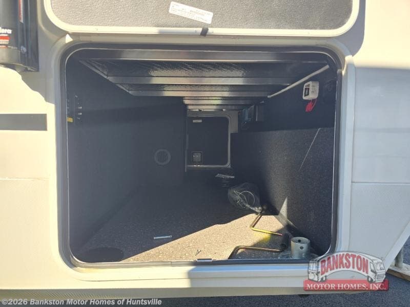 2027 Keystone Cougar Half-Ton 21LBK - New Travel Trailer For Sale by Bankston Motor Homes of Huntsville in Huntsville, Alabama