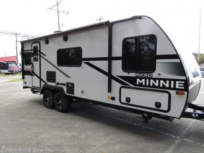 2024 Winnebago Micro Minnie 2225RL - New Travel Trailer For Sale by Rex & Sons RVs in Wilmington, North Carolina