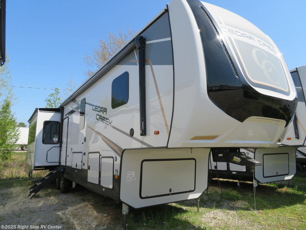 2022 Forest River Cedar Creek 377BH RV for Sale in Lebanon Junction, KY