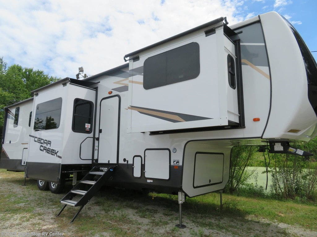 2022 Forest River Cedar Creek 371FL RV for Sale in Lebanon Junction, KY