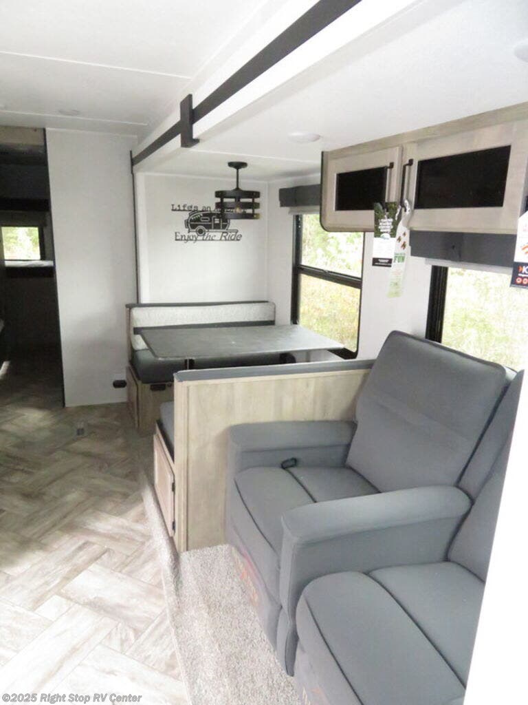 2023 Palomino Puma 32BH2B RV for Sale in Lebanon Junction, KY 40150