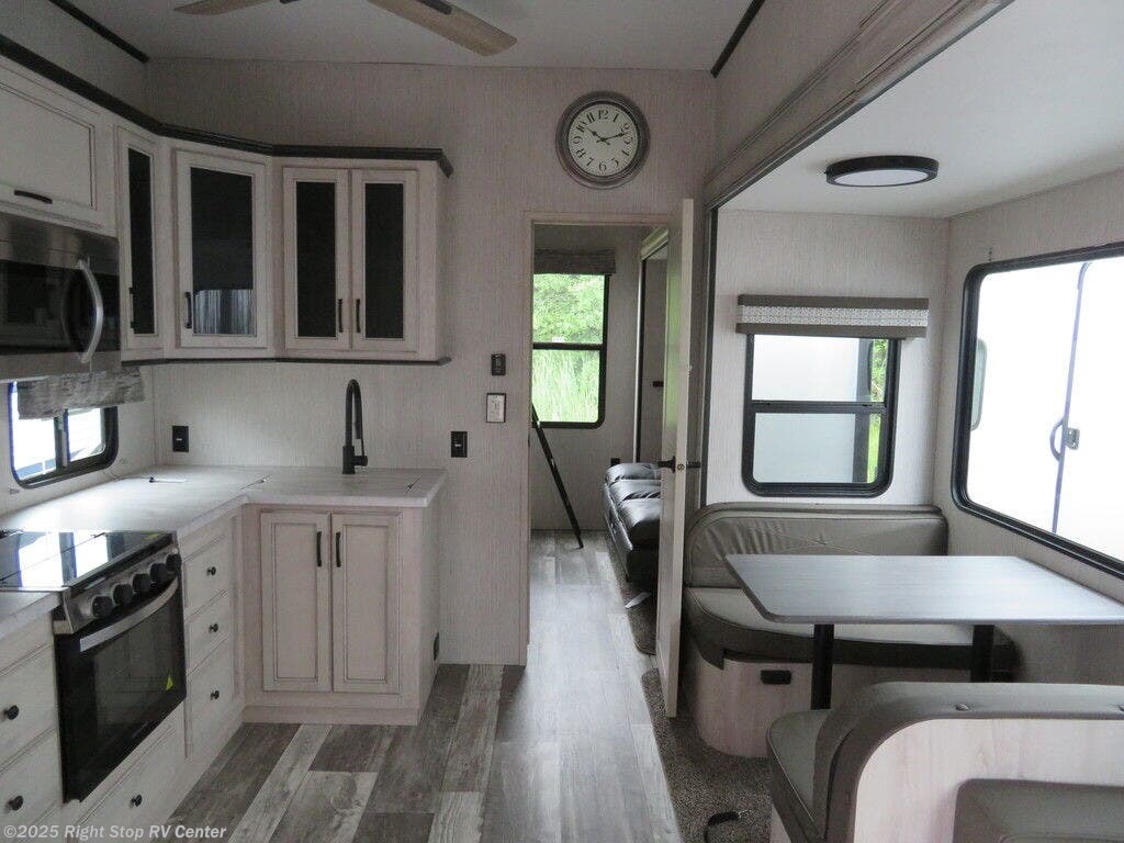 2022 Sierra 3330BH RV for Sale in Lebanon Junction, KY 40150 13250