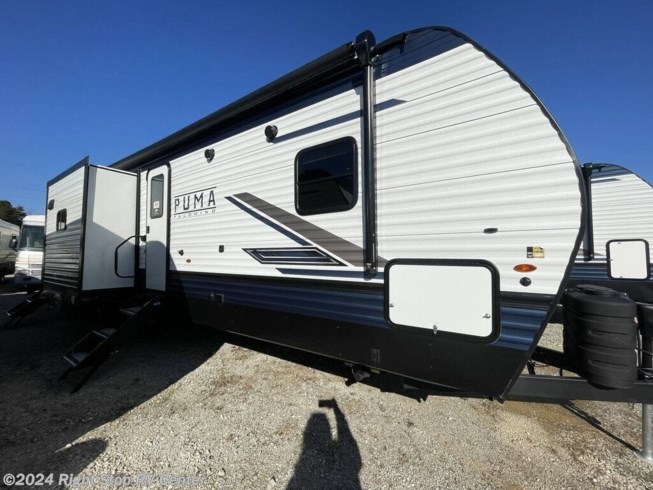 2024 Palomino Puma 32BH2B - New Travel Trailer For Sale by Right Stop RV Center in Lebanon Junction, Kentucky