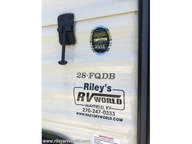 2017 Palomino Puma Travel Trailers 28 Fqdb Rv For Sale In Mayfield Ky 42066 2728 Rvusa Com Classifieds
