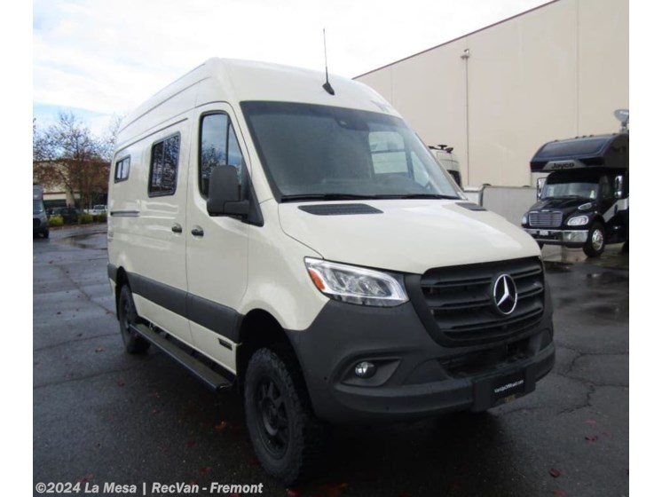 New 2023 Winnebago Adventure Wagon BMH44M-VANUP available in Fremont, California