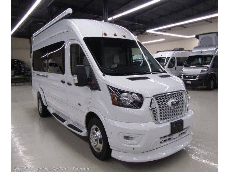New 2024 Midwest PASSAGE 148 MD2-148-AWD available in Fremont, California