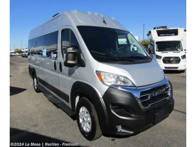 New 2024 Thor Motor Coach Dazzle 2LB-VANUP available in Fremont, California
