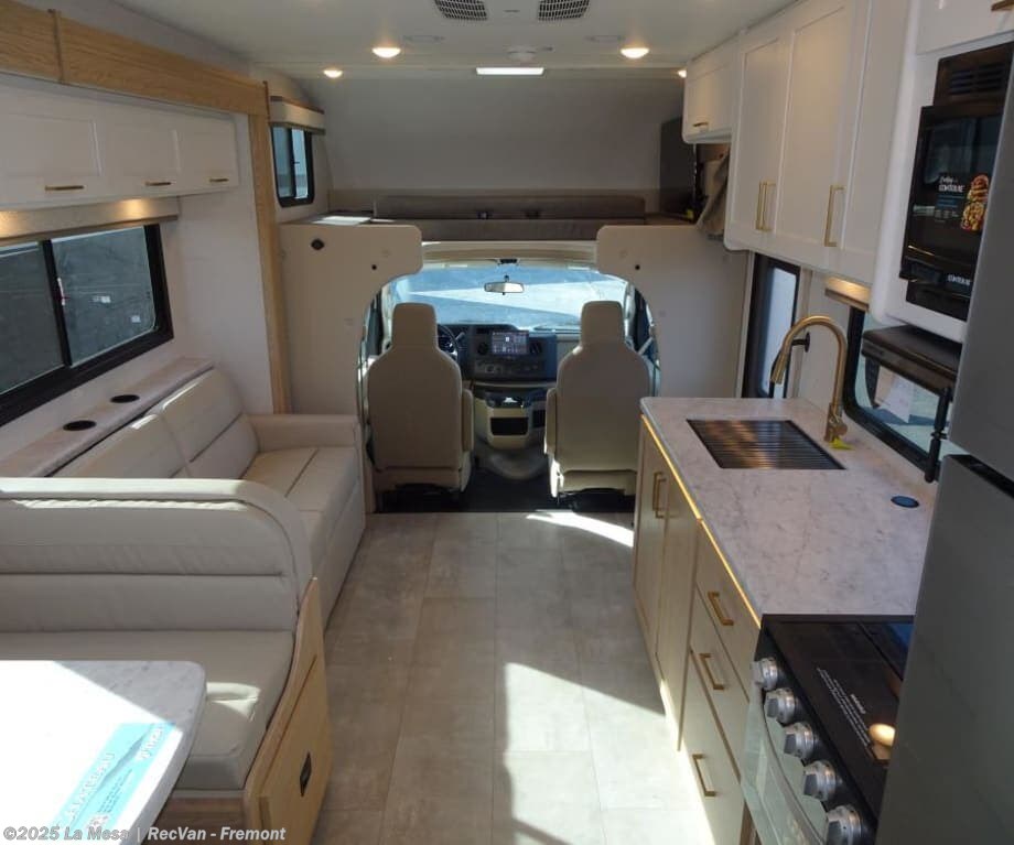 2026 Chateau 31H by Thor Motor Coach from La Mesa | RecVan - Fremont in Fremont, California