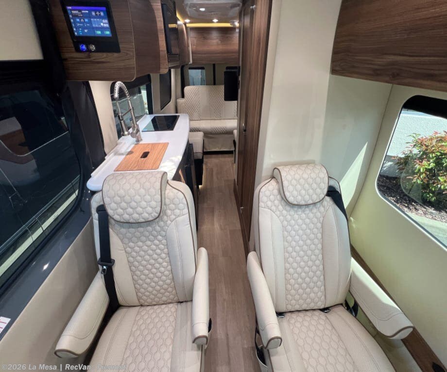 2026 Heritage MD4-HER-RWD by Midwest from La Mesa | RecVan - Fremont in Fremont, California