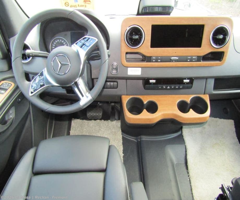 New 2026 Winnebago Revel BMB44E-2.5-1 available in Fremont, California