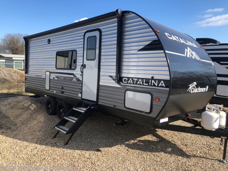 New 2024 Coachmen Catalina Summit Series 8 221MKE available in Idabel, Oklahoma