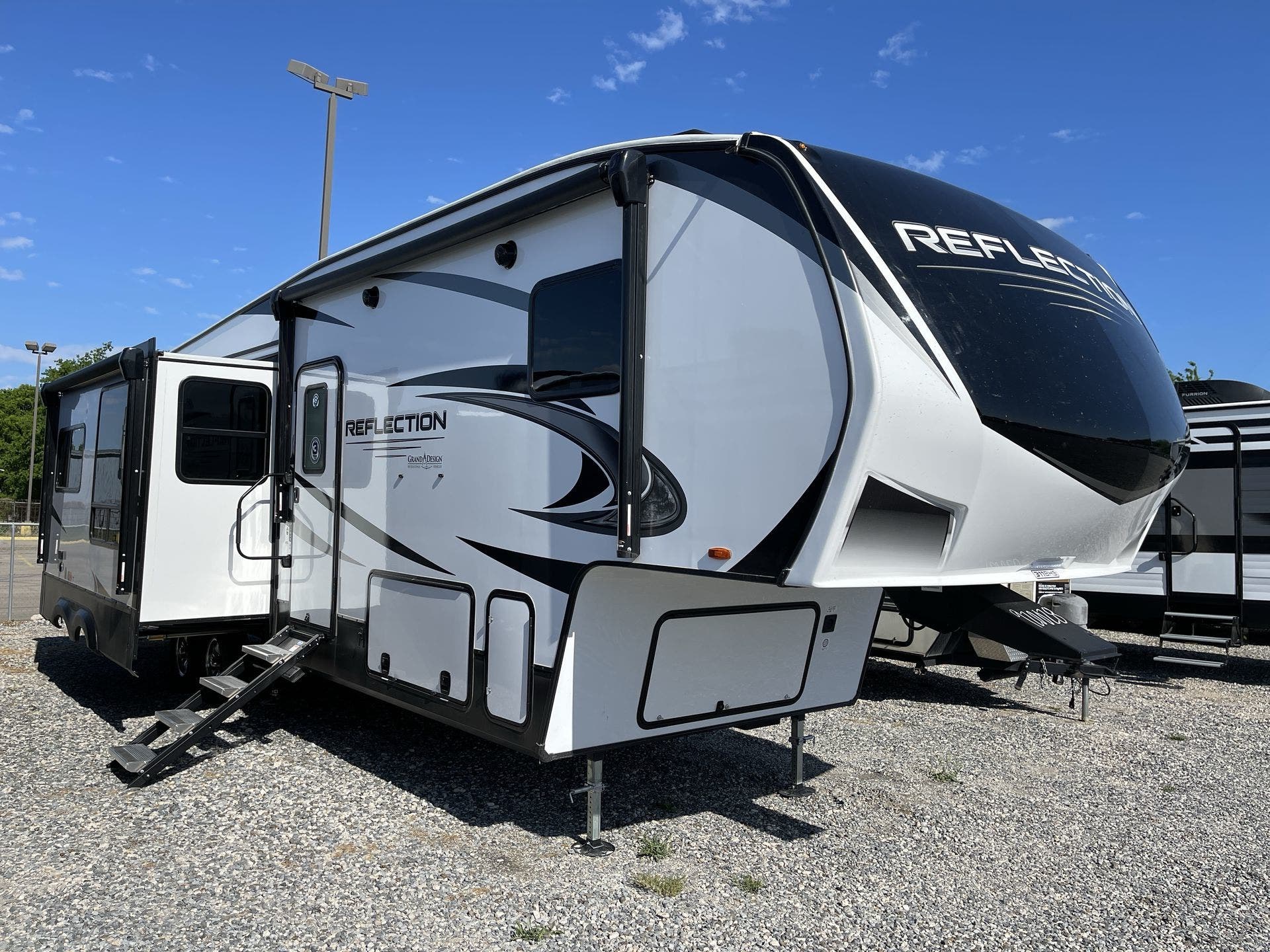 Grand Design RV Toy Hauler trailers for sale in TX - TrailersMarket.com