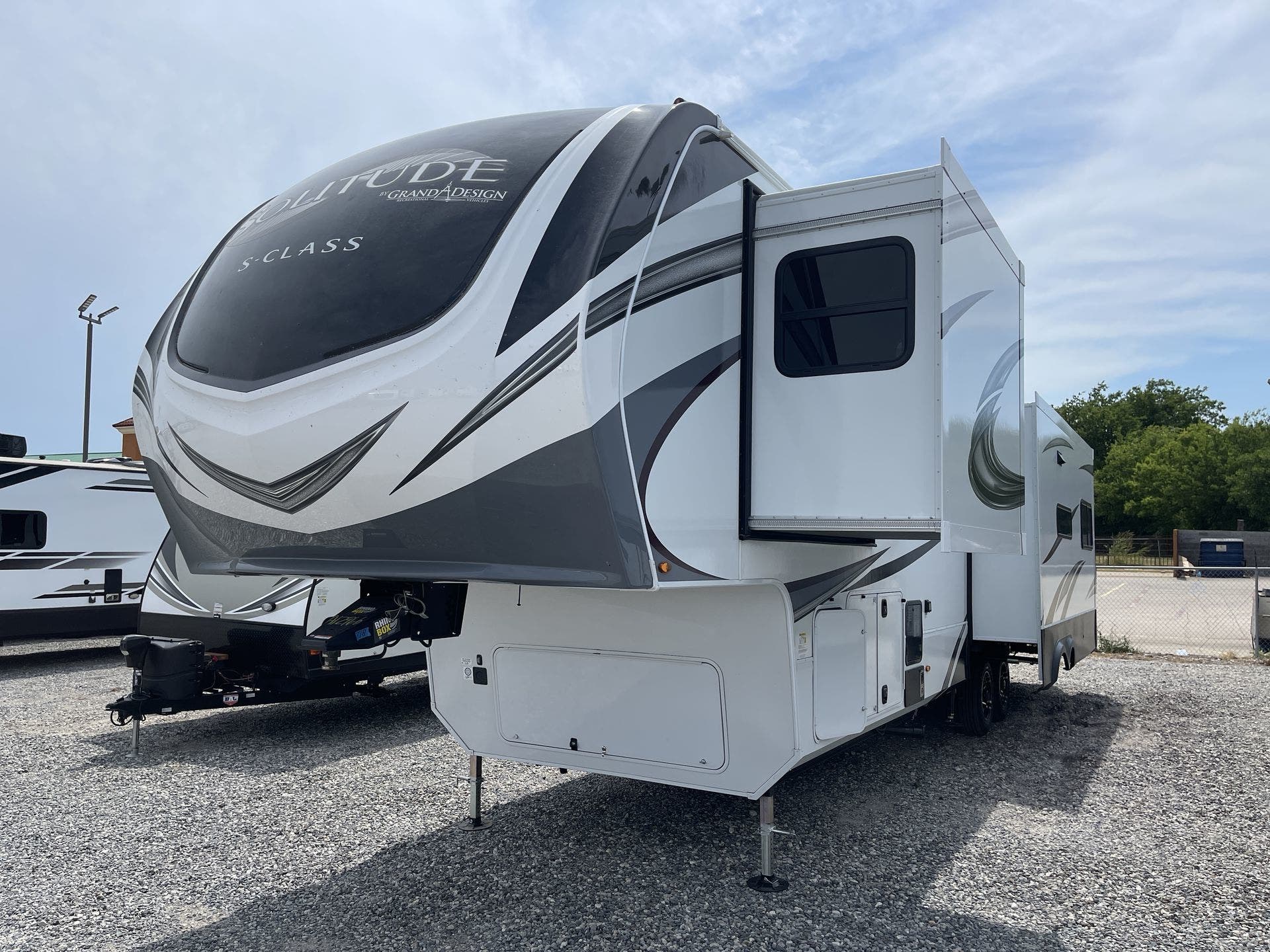 2023 Grand Design Solitude S CLASS 3330RE R RV For Sale In Rockwall TX 