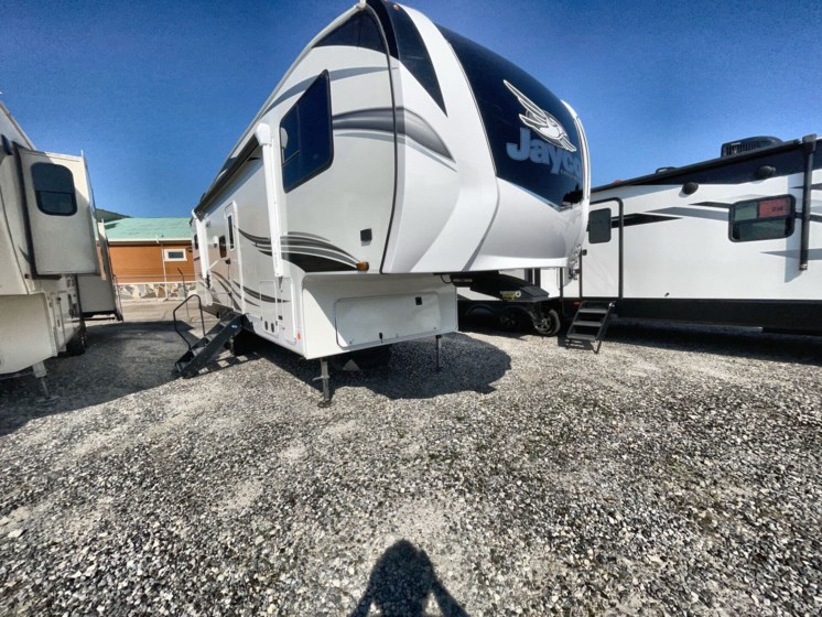 Used 2021 Jayco Eagle 29.5BHOK available in Rockwall, Texas