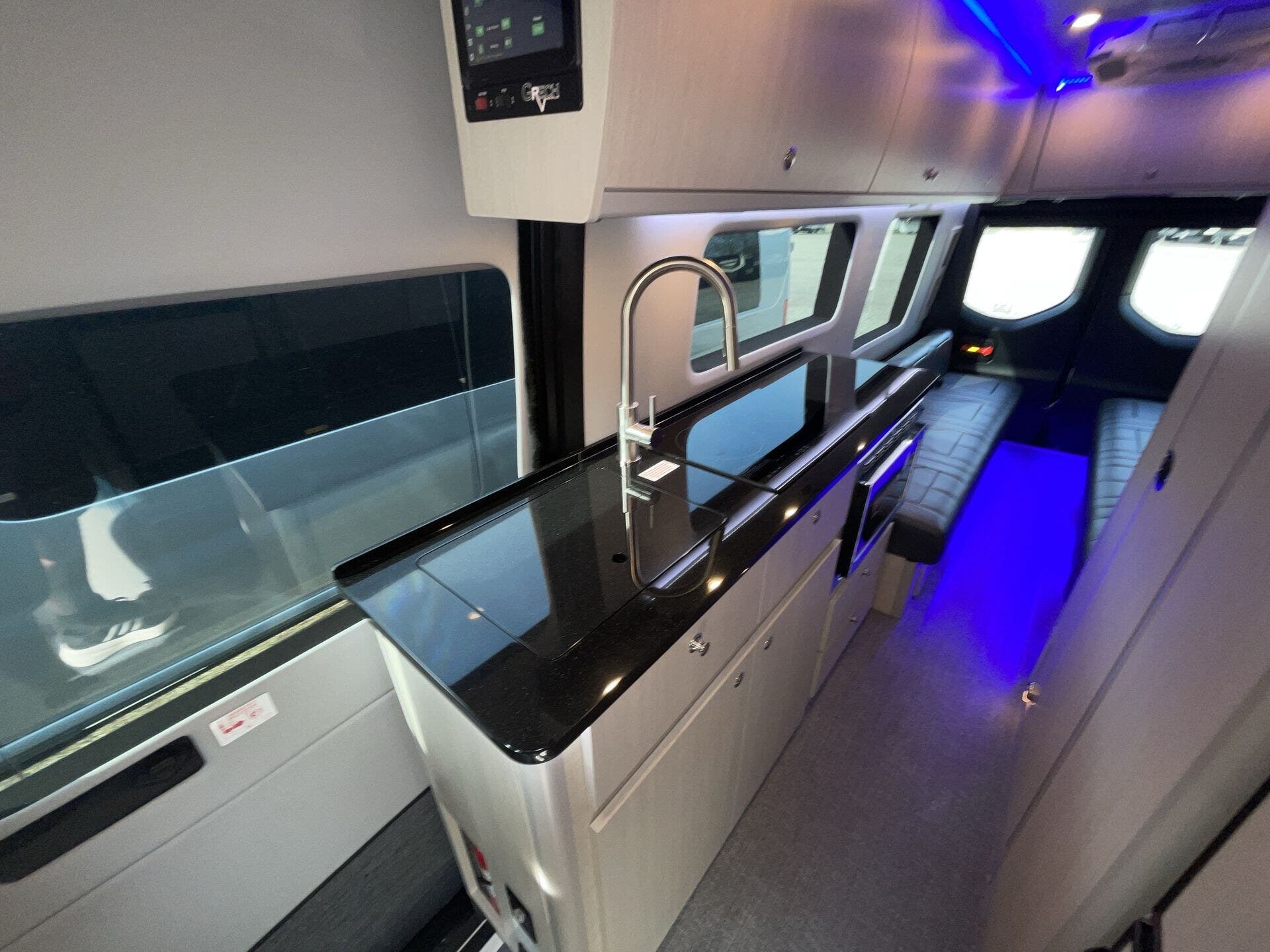 2024 Mercedes Benz Sprinter 3500 photo 2