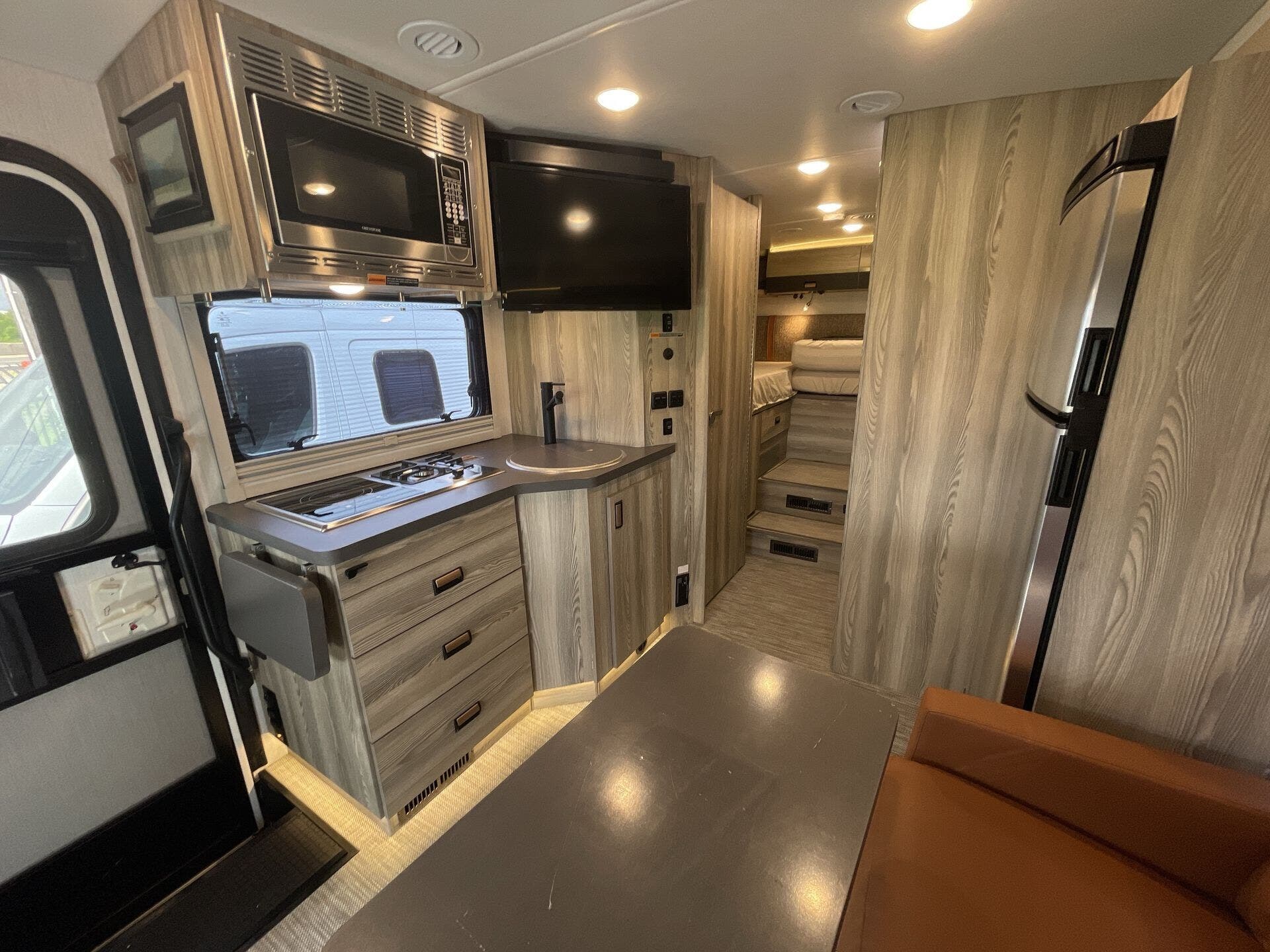 2025 Mercedes Benz Sprinter 3500 photo 5