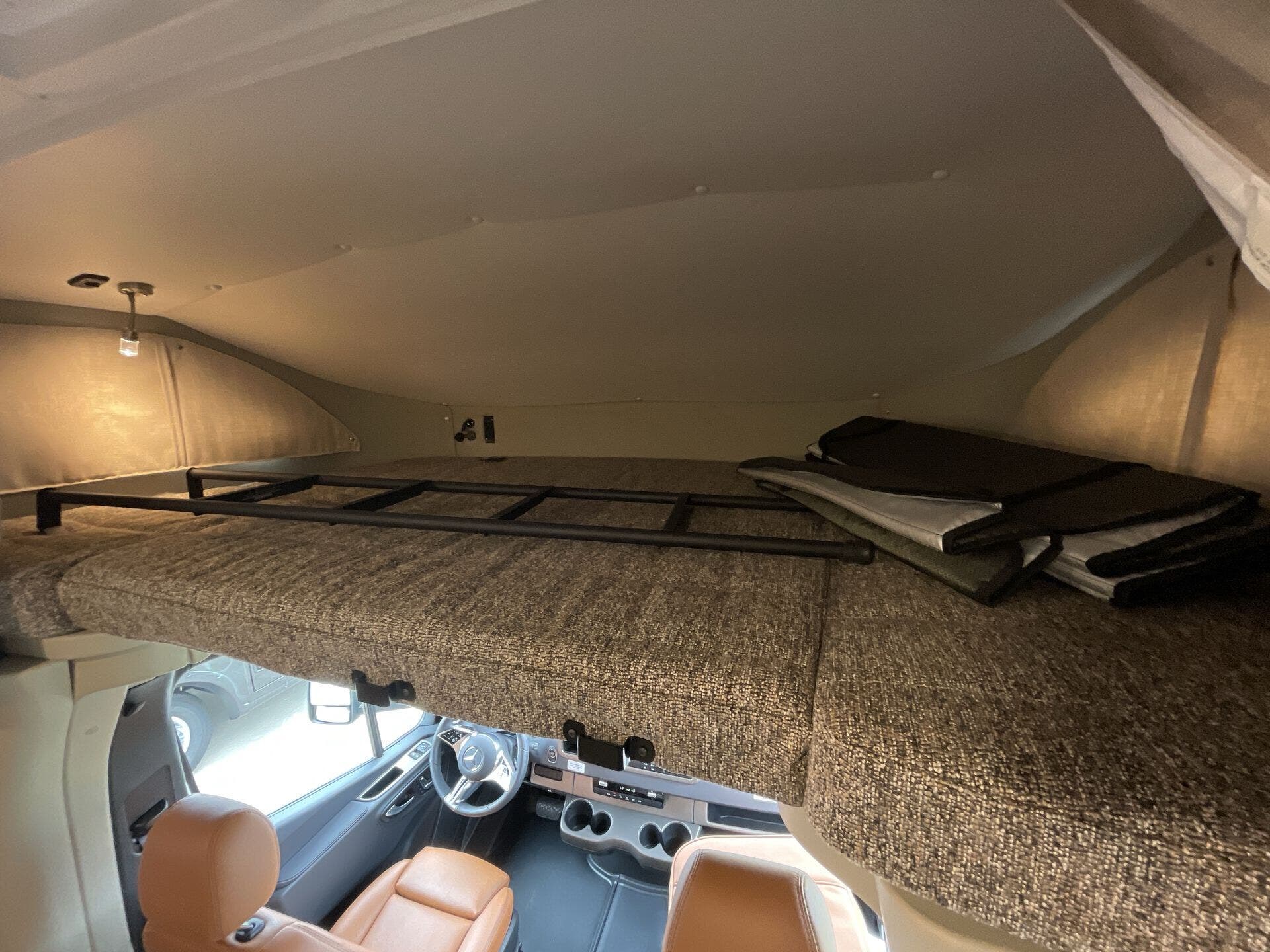 2025 Mercedes Benz Sprinter 3500 photo 18