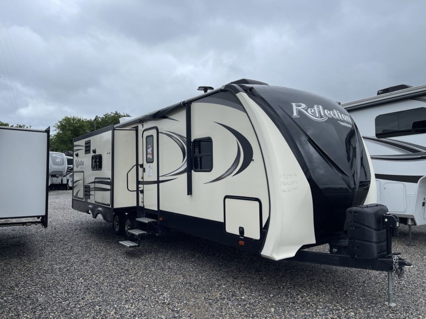 Used 2019 Grand Design Reflection 297RSTS available in Rockwall, Texas