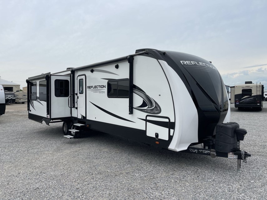 Used 2021 Grand Design Reflection 315RLTS available in Rockwall, Texas