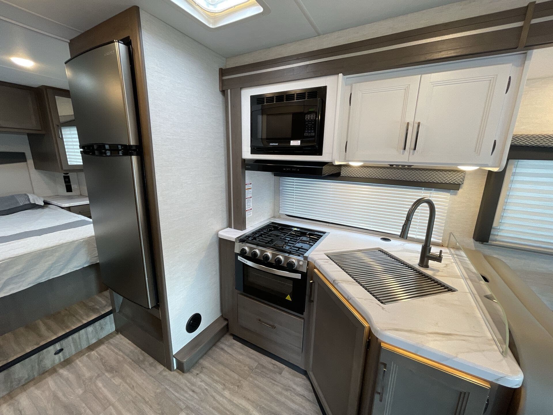 Used 2025 Thor Motor Coach Four Winds 28Z available in Rockwall, Texas