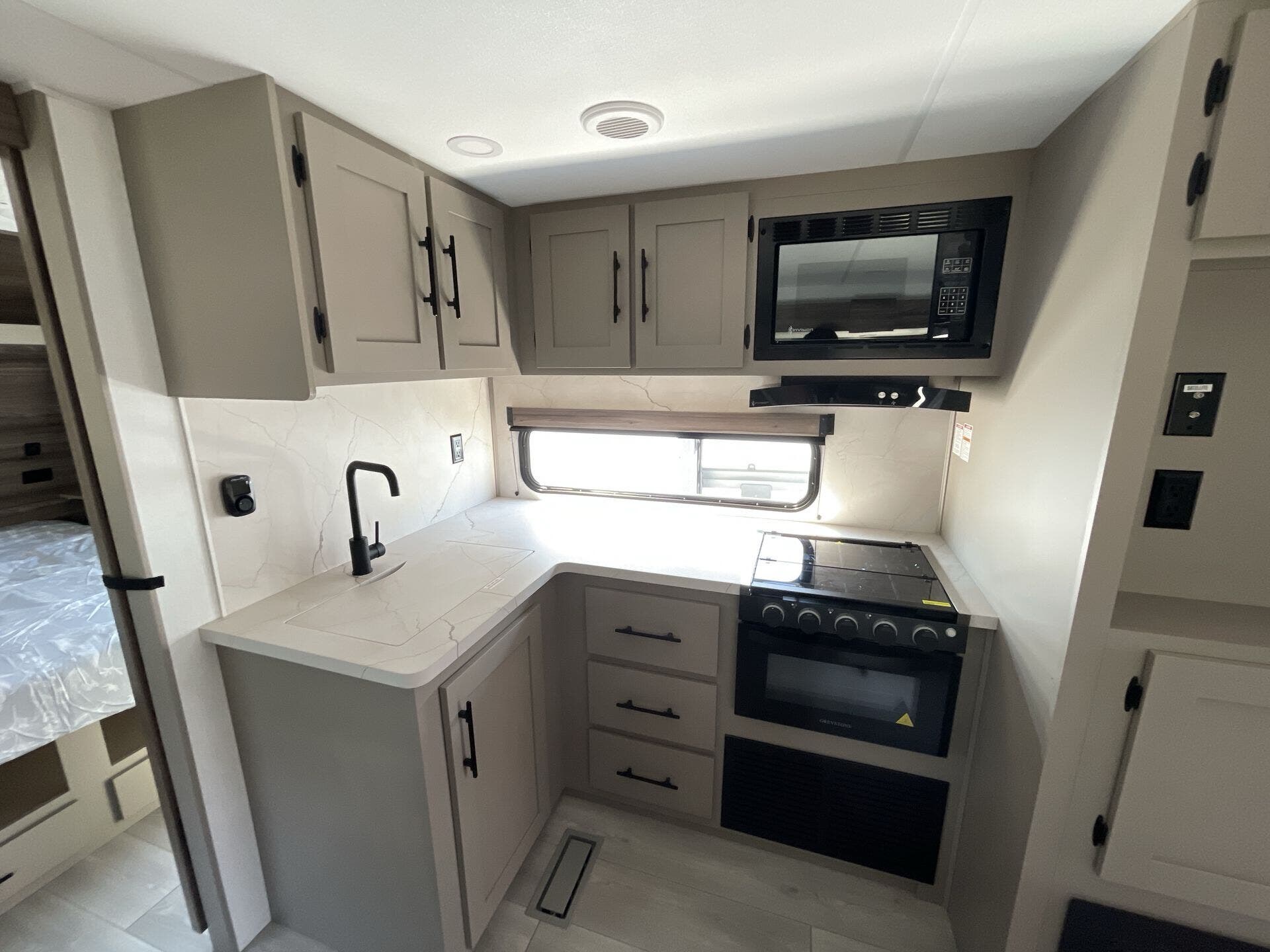 New 2026 K-Z Connect SE 221RB available in Rockwall, Texas