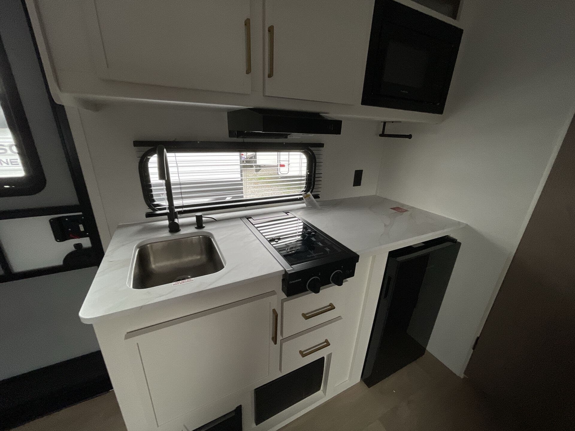 New 2026 Grand Design Transcend One 151BH available in Fort Worth, Texas