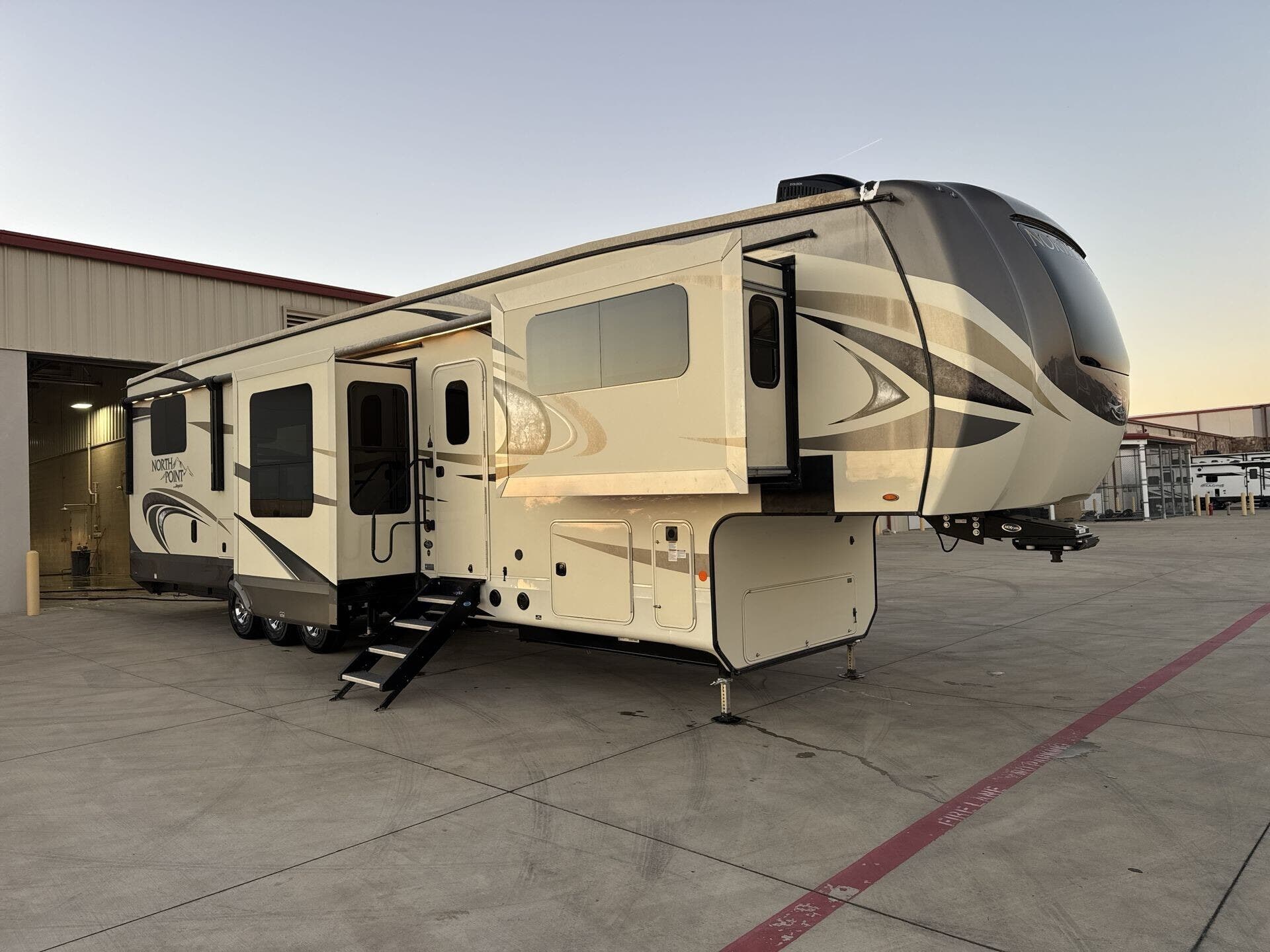2019 Jayco North Point 385THWS - Used Toy Hauler For Sale by McClain's RV Rockwall in Rockwall, Texas features Refrigerator, Air Conditioning, TV Antenna, Batteries, Medicine Cabinet