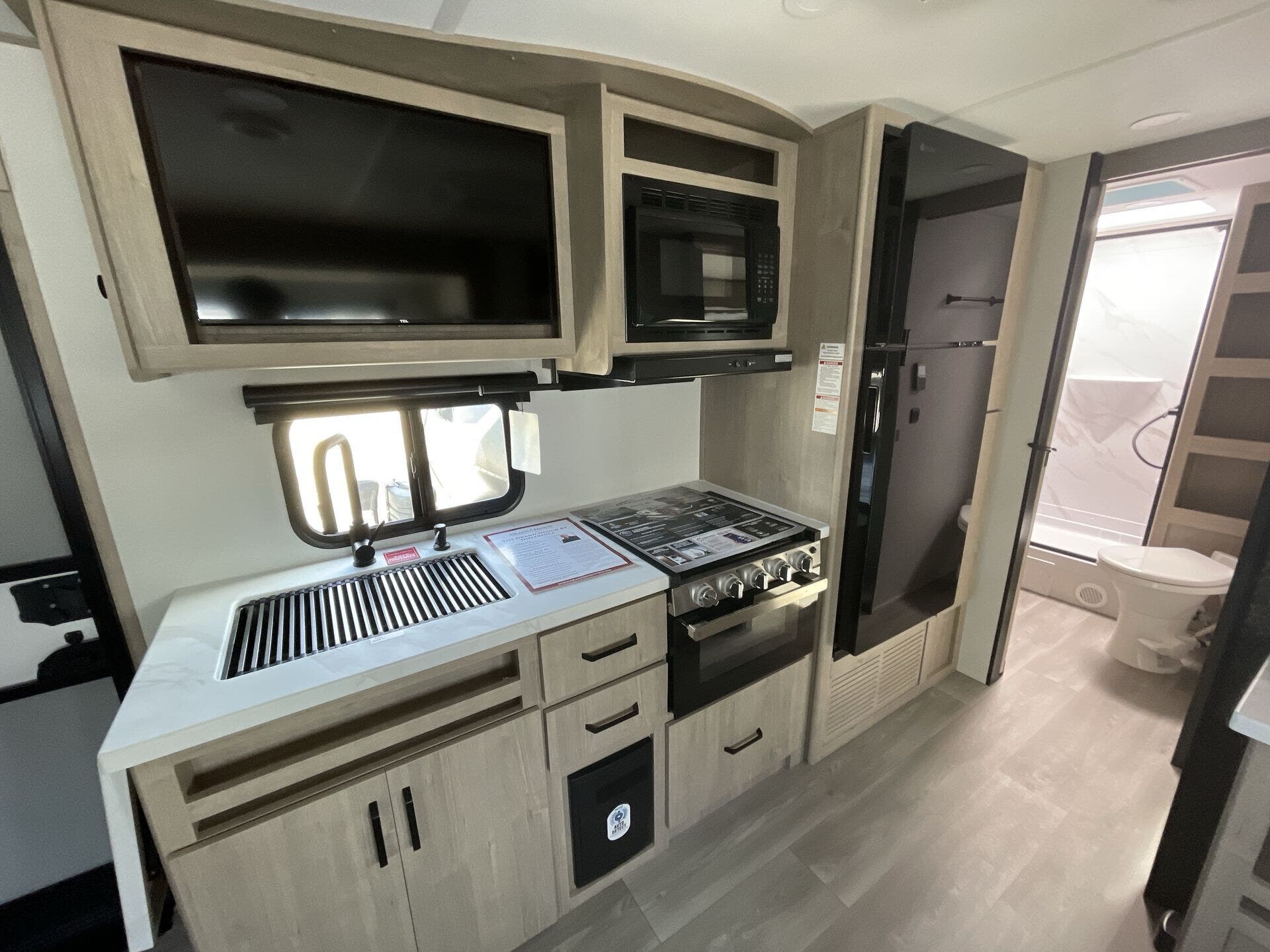 2026 Grand Design Imagine XLS 22BHE - New Travel Trailer For Sale by McClain's RV Rockwall in Rockwall, Texas
