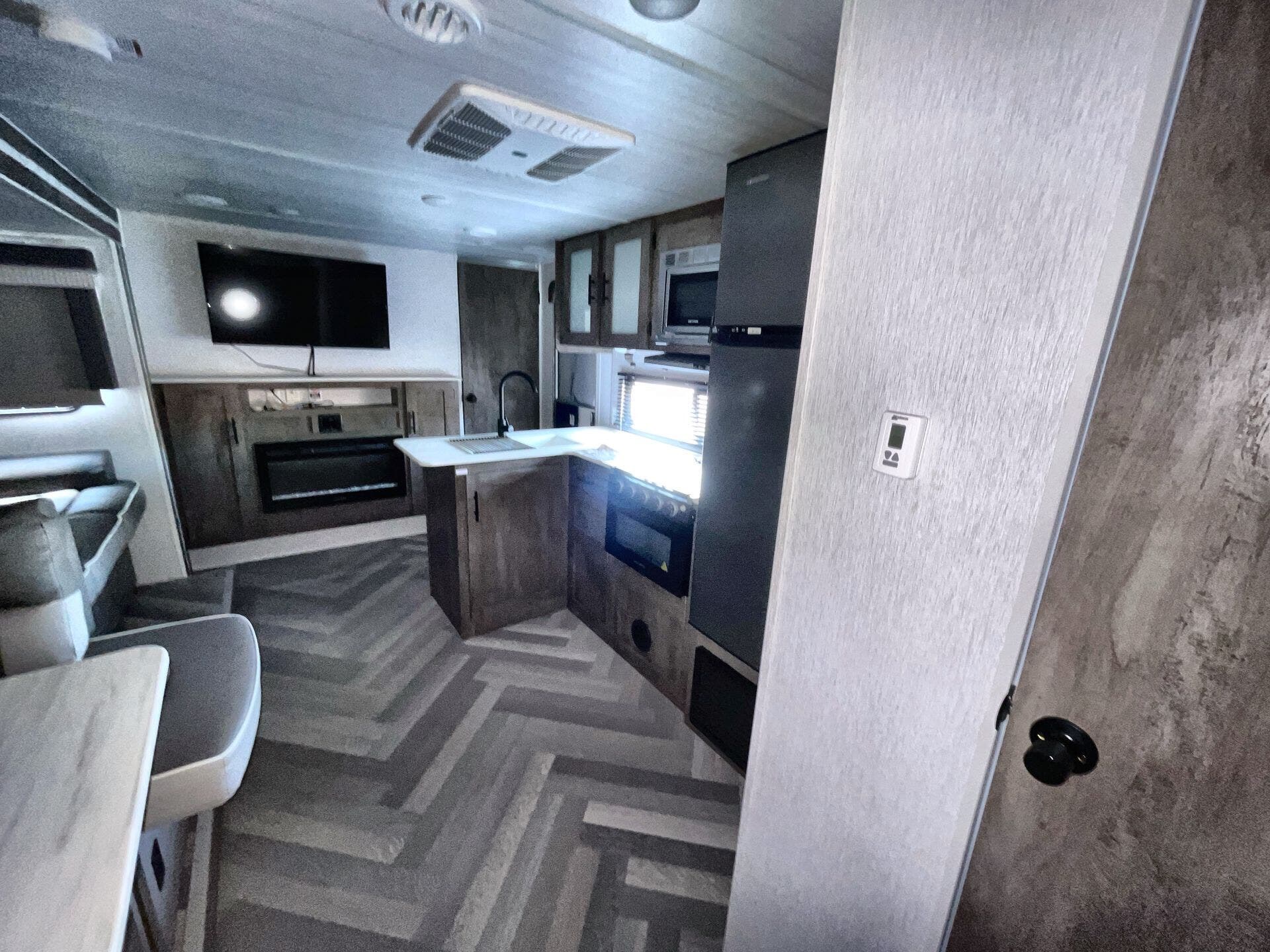 Used 2022 Forest River 28VBXL available in Rockwall, Texas