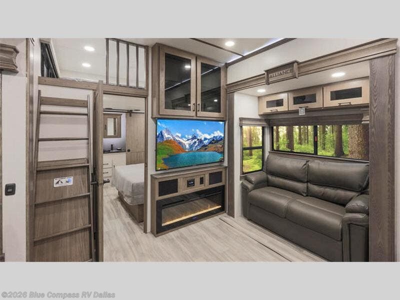 2024 Alliance RV Paradigm 395DS RV for Sale in Mesquite, TX 75150