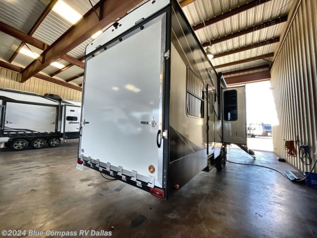 2022 Gravity 3570 by Heartland from Blue Compass RV Dallas in Mesquite, Texas