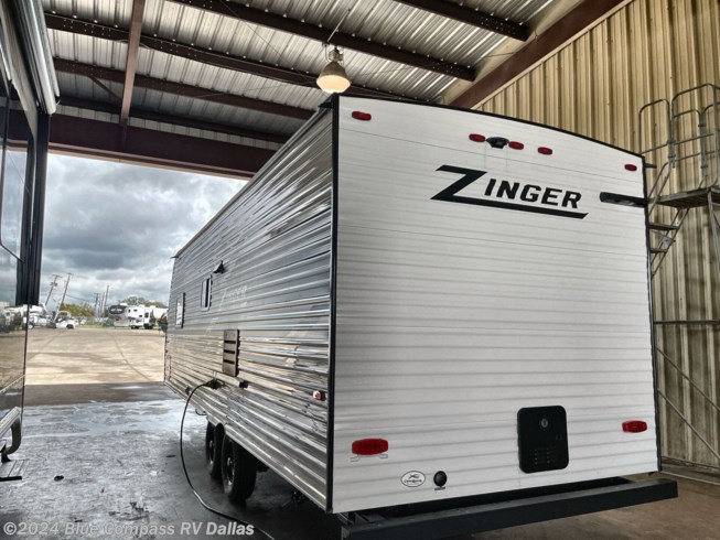 2024 Zinger Lite 252BH by CrossRoads from Blue Compass RV Dallas in Mesquite, Texas