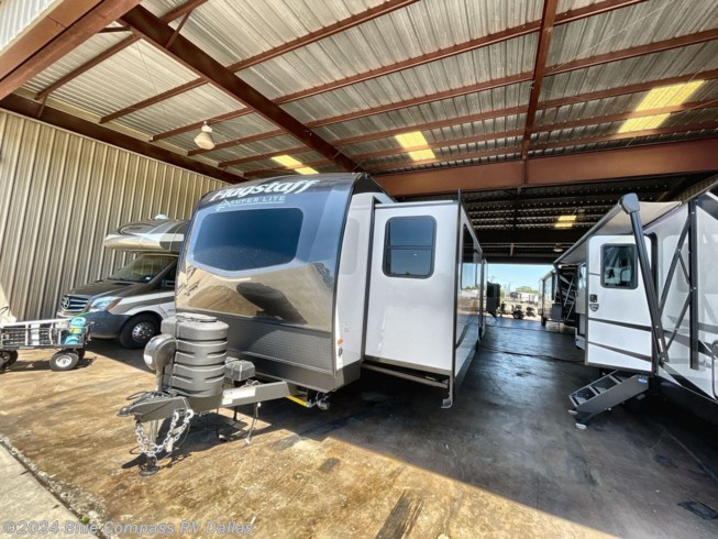 2024 Forest River Flagstaff Super Lite 26FKBS - New Travel Trailer For Sale by Blue Compass RV Dallas in Mesquite, Texas