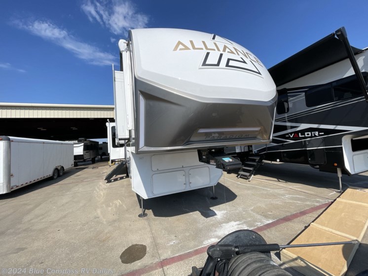 New 2025 Alliance RV Paradigm 382RK available in Mesquite, Texas