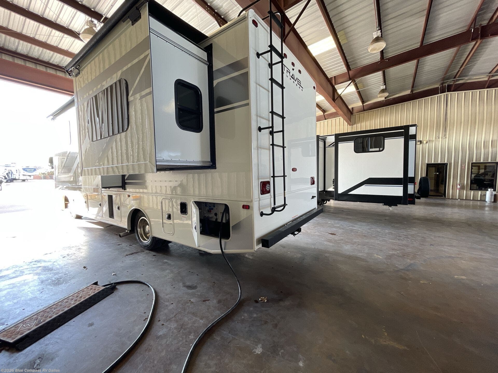 2025 Travel Supreme 27A by Entegra Coach from Blue Compass RV Dallas in Mesquite, Texas